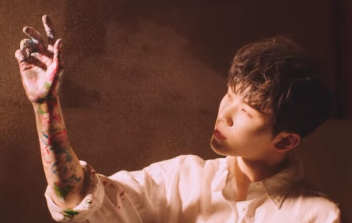 woozi in fallin' flower